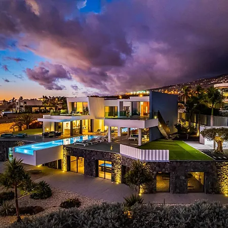 Wellness - Heated Pool, Gym & Games Vila